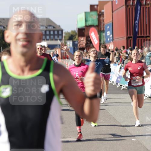 03.10.2025 - Köhlbrandbrückenlauf Jannik Wohlers http://msf.ph/oto/9123892 03.10.2025 13:05:55 Ziel 4066, 4133, 4290, 4302, 4327, 4328, 4335, 4336, 4413, 4467, 4564, 4599, 4643, 4761, 4954, 5096, 5764, 5964, 6158, 6214, 6305, 6533, 6631, 6642, 6720 meine-sportfotos.de