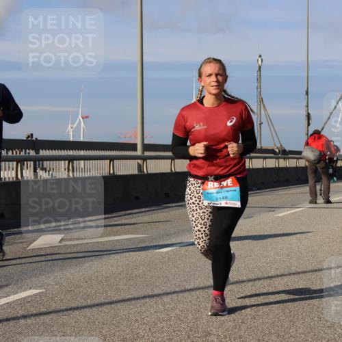 03.10.2025 - Köhlbrandbrückenlauf Strokosch-Dieckow http://msf.ph/oto/9123901 03.10.2025 10:03:00 Position 2 2838, 2148 meine-sportfotos.de