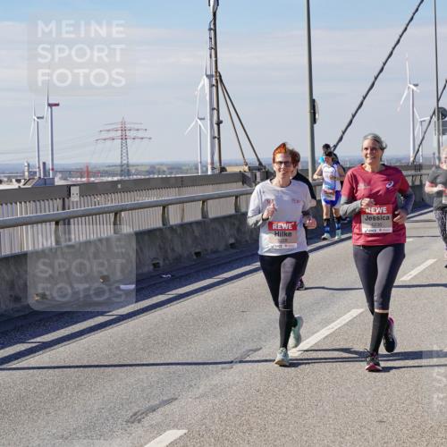 03.10.2025 - Köhlbrandbrückenlauf Michael Burmester http://msf.ph/oto/9123908 03.10.2025 13:06:45 Position 2 5228, 5230 meine-sportfotos.de
