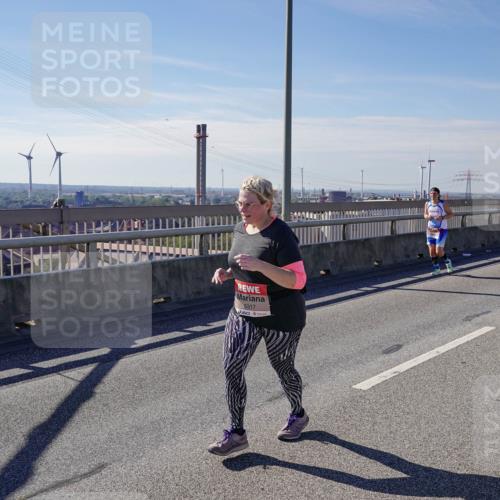 03.10.2025 - Köhlbrandbrückenlauf Michael Burmester http://msf.ph/oto/9124021 03.10.2025 13:06:51 Position 2 6317 meine-sportfotos.de