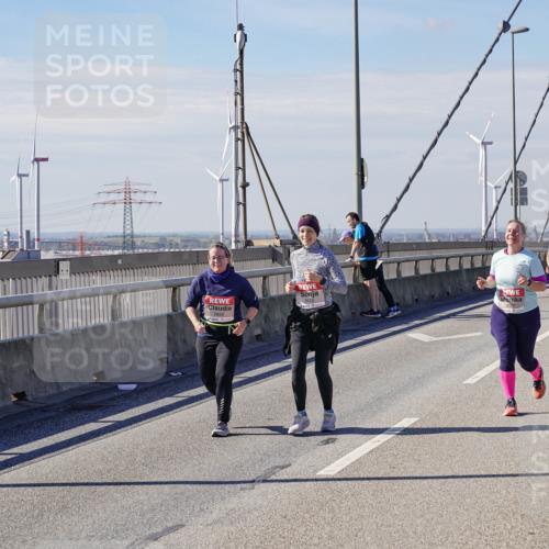 03.10.2025 - Köhlbrandbrückenlauf Michael Burmester http://msf.ph/oto/9124063 03.10.2025 13:06:56 Position 2  meine-sportfotos.de
