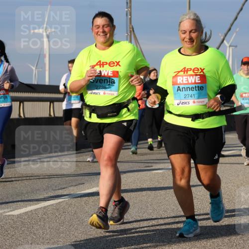 03.10.2025 - Köhlbrandbrückenlauf Strokosch-Dieckow http://msf.ph/oto/9124091 03.10.2025 10:03:55 Position 2 2530, 2085, 2738, 2741, 3040 meine-sportfotos.de