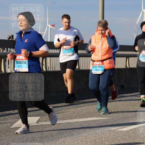03.10.2025 - Köhlbrandbrückenlauf Strokosch-Dieckow http://msf.ph/oto/9124120 03.10.2025 10:03:58 Position 2 2474, 1981, 2688, 3552, 3040 meine-sportfotos.de