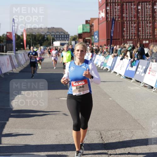 03.10.2025 - Köhlbrandbrückenlauf Jannik Wohlers http://msf.ph/oto/9124133 03.10.2025 13:06:04 Ziel 4302, 4327, 4328, 4504, 4635, 4761, 4954, 5096, 6158, 6214, 6305, 6510, 6533, 6720 meine-sportfotos.de