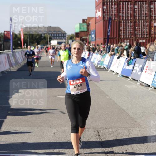 03.10.2025 - Köhlbrandbrückenlauf Jannik Wohlers http://msf.ph/oto/9124135 03.10.2025 13:06:04 Ziel 4302, 4327, 4328, 4504, 4635, 4761, 4954, 5096, 6158, 6214, 6305, 6510, 6533, 6720 meine-sportfotos.de