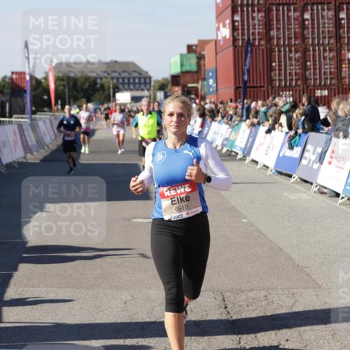 03.10.2025 - Köhlbrandbrückenlauf Jannik Wohlers http://msf.ph/oto/9124138 03.10.2025 13:06:04 Ziel 4302, 4327, 4328, 4504, 4635, 4761, 4954, 5096, 6158, 6214, 6305, 6510, 6533, 6720 meine-sportfotos.de