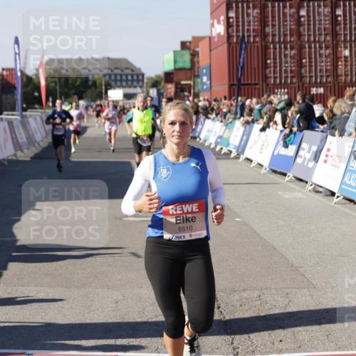 03.10.2025 - Köhlbrandbrückenlauf Jannik Wohlers http://msf.ph/oto/9124144 03.10.2025 13:06:04 Ziel 4302, 4327, 4328, 4504, 4635, 4761, 4954, 5096, 6158, 6214, 6305, 6510, 6533, 6720 meine-sportfotos.de