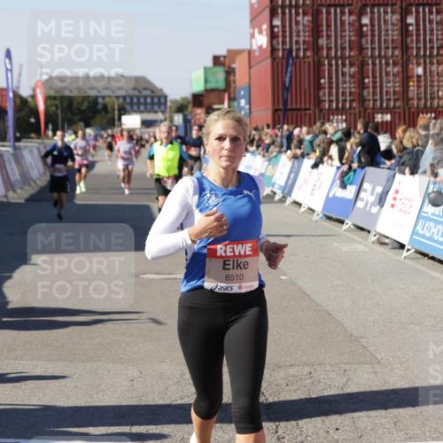 03.10.2025 - Köhlbrandbrückenlauf Jannik Wohlers http://msf.ph/oto/9124155 03.10.2025 13:06:05 Ziel 4302, 4327, 4328, 4504, 4635, 4738, 4761, 4954, 5096, 6158, 6214, 6222, 6224, 6305, 6356, 6510, 6533 meine-sportfotos.de