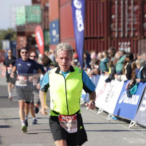 03.10.2025 - Köhlbrandbrückenlauf Jannik Wohlers http://msf.ph/oto/9124180 03.10.2025 13:06:07 Ziel 4302, 4327, 4328, 4504, 4635, 4738, 4761, 4954, 5096, 6158, 6222, 6224, 6305, 6323, 6356, 6510 meine-sportfotos.de