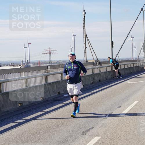 03.10.2025 - Köhlbrandbrückenlauf Michael Burmester http://msf.ph/oto/9124203 03.10.2025 13:07:11 Position 2 95 meine-sportfotos.de