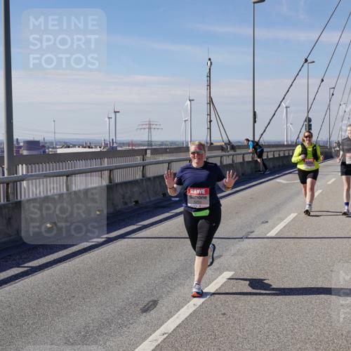 03.10.2025 - Köhlbrandbrückenlauf Michael Burmester http://msf.ph/oto/9124274 03.10.2025 13:07:16 Position 2 5253 meine-sportfotos.de