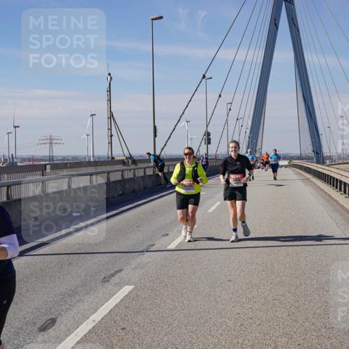 03.10.2025 - Köhlbrandbrückenlauf Michael Burmester http://msf.ph/oto/9124279 03.10.2025 13:07:17 Position 2 5253 meine-sportfotos.de