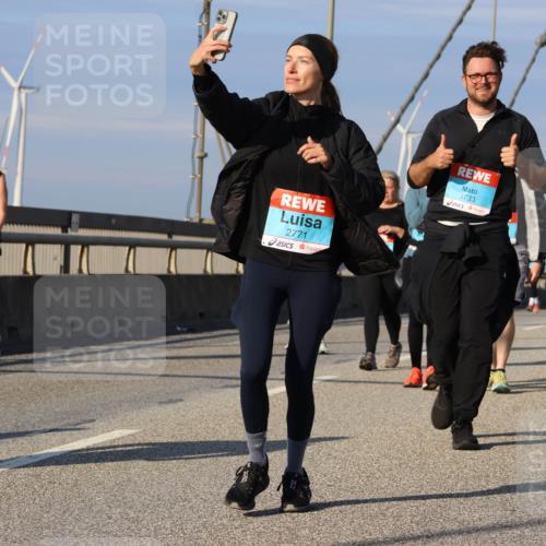 03.10.2025 - Köhlbrandbrückenlauf Strokosch-Dieckow http://msf.ph/oto/9124281 03.10.2025 10:04:40 Position 2 2771, 3733 meine-sportfotos.de