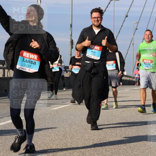 03.10.2025 - Köhlbrandbrückenlauf Strokosch-Dieckow http://msf.ph/oto/9124284 03.10.2025 10:04:40 Position 2 2771, 3130, 3733, 3588 meine-sportfotos.de