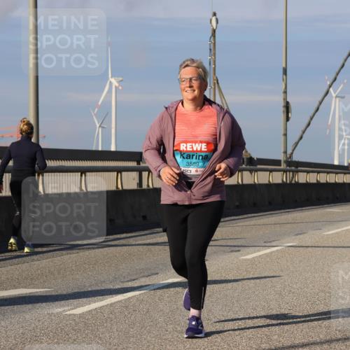 03.10.2025 - Köhlbrandbrückenlauf Strokosch-Dieckow http://msf.ph/oto/9124445 03.10.2025 10:04:57 Position 2 3589 meine-sportfotos.de
