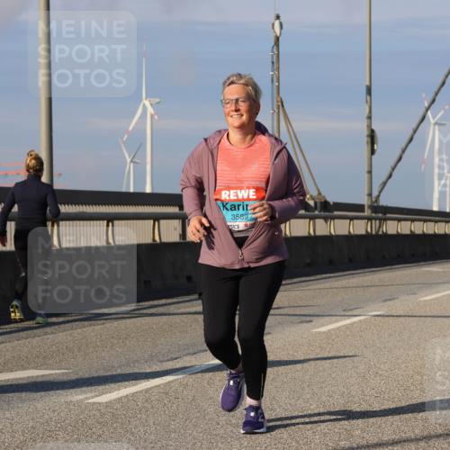 03.10.2025 - Köhlbrandbrückenlauf Strokosch-Dieckow http://msf.ph/oto/9124446 03.10.2025 10:04:57 Position 2 3589 meine-sportfotos.de