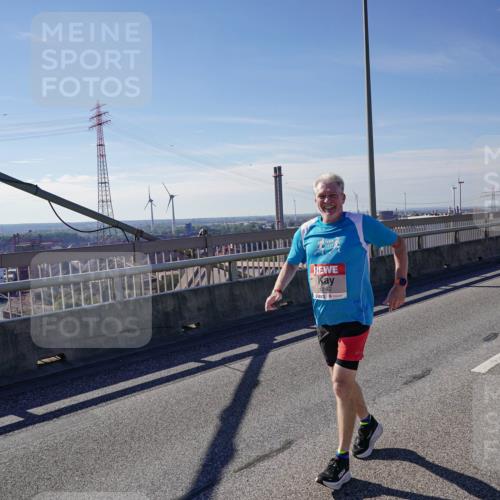 03.10.2025 - Köhlbrandbrückenlauf Michael Burmester http://msf.ph/oto/9124457 03.10.2025 13:07:33 Position 2 6542 meine-sportfotos.de