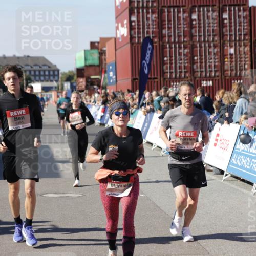 03.10.2025 - Köhlbrandbrückenlauf Jannik Wohlers http://msf.ph/oto/9124461 03.10.2025 13:06:24 Ziel 4124, 4396, 4550, 4658, 4659, 5563, 5641, 5970, 6193, 6850 meine-sportfotos.de