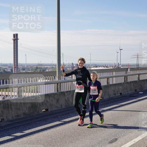 03.10.2025 - Köhlbrandbrückenlauf Michael Burmester http://msf.ph/oto/9124590 03.10.2025 13:07:48 Position 2 5904 meine-sportfotos.de