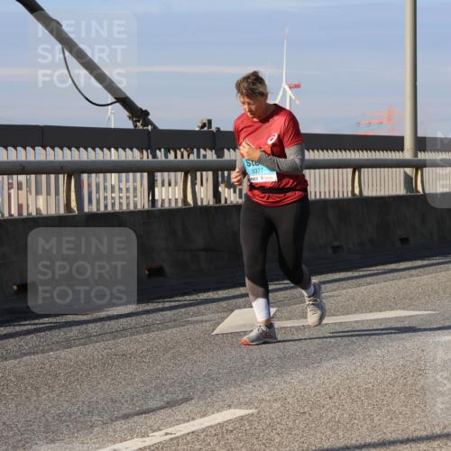 03.10.2025 - Köhlbrandbrückenlauf Strokosch-Dieckow http://msf.ph/oto/9124607 03.10.2025 10:05:33 Position 2 1140, 3377 meine-sportfotos.de