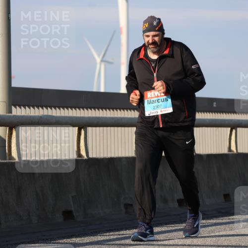 03.10.2025 - Köhlbrandbrückenlauf Strokosch-Dieckow http://msf.ph/oto/9124670 03.10.2025 10:05:49 Position 2 2307 meine-sportfotos.de