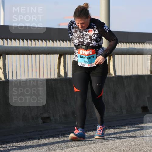 03.10.2025 - Köhlbrandbrückenlauf Strokosch-Dieckow http://msf.ph/oto/9124685 03.10.2025 10:05:56 Position 2 2555 meine-sportfotos.de