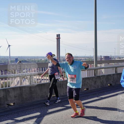 03.10.2025 - Köhlbrandbrückenlauf Michael Burmester http://msf.ph/oto/9124706 03.10.2025 13:07:55 Position 2 6528, 5184 meine-sportfotos.de
