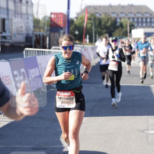 03.10.2025 - Köhlbrandbrückenlauf Jannik Wohlers http://msf.ph/oto/9124710 03.10.2025 13:06:32 Ziel 4015, 4026, 4122, 4124, 4151, 4312, 4396, 4550, 4658, 4659, 5563, 5641, 5970, 6193, 6256 meine-sportfotos.de