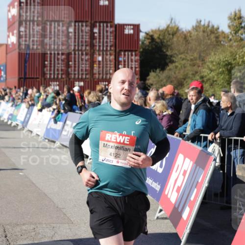 03.10.2025 - Köhlbrandbrückenlauf Jannik Wohlers http://msf.ph/oto/9124760 03.10.2025 13:06:34 Ziel 4015, 4026, 4122, 4124, 4151, 4312, 4396, 4405, 4550, 4658, 4659, 5563, 5798, 5970, 6061, 6193, 6256 meine-sportfotos.de