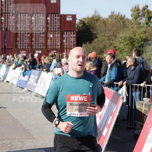 03.10.2025 - Köhlbrandbrückenlauf Jannik Wohlers http://msf.ph/oto/9124772 03.10.2025 13:06:34 Ziel 4015, 4026, 4122, 4124, 4151, 4312, 4396, 4405, 4550, 4658, 4659, 5563, 5798, 5970, 6061, 6193, 6256 meine-sportfotos.de