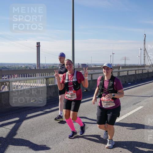 03.10.2025 - Köhlbrandbrückenlauf Michael Burmester http://msf.ph/oto/9124779 03.10.2025 13:07:57 Position 2 6134 meine-sportfotos.de