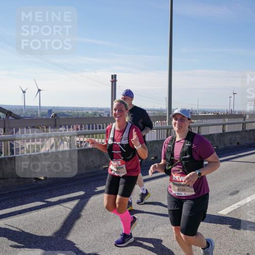 03.10.2025 - Köhlbrandbrückenlauf Michael Burmester http://msf.ph/oto/9124790 03.10.2025 13:07:58 Position 2 5989, 6134 meine-sportfotos.de