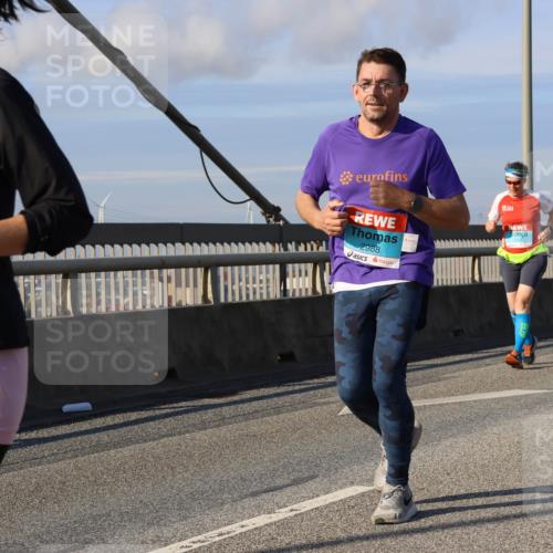 03.10.2025 - Köhlbrandbrückenlauf Strokosch-Dieckow http://msf.ph/oto/9124801 03.10.2025 10:06:09 Position 2 2535, 2988 meine-sportfotos.de
