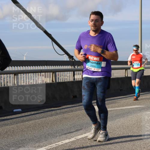 03.10.2025 - Köhlbrandbrückenlauf Strokosch-Dieckow http://msf.ph/oto/9124802 03.10.2025 10:06:09 Position 2 2988, 3413 meine-sportfotos.de