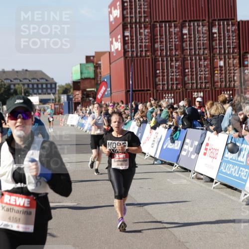03.10.2025 - Köhlbrandbrückenlauf Jannik Wohlers http://msf.ph/oto/9124811 03.10.2025 13:06:36 Ziel 4015, 4026, 4122, 4124, 4151, 4312, 4396, 4405, 4658, 4659, 5563, 5798, 6061, 6256, 6721 meine-sportfotos.de