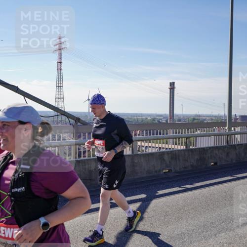 03.10.2025 - Köhlbrandbrückenlauf Michael Burmester http://msf.ph/oto/9124812 03.10.2025 13:07:58 Position 2  meine-sportfotos.de