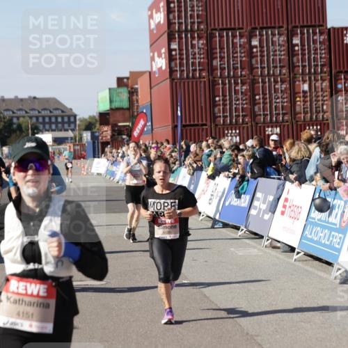 03.10.2025 - Köhlbrandbrückenlauf Jannik Wohlers http://msf.ph/oto/9124814 03.10.2025 13:06:36 Ziel 4015, 4026, 4122, 4124, 4151, 4312, 4396, 4405, 4658, 4659, 5563, 5798, 6061, 6256, 6721 meine-sportfotos.de