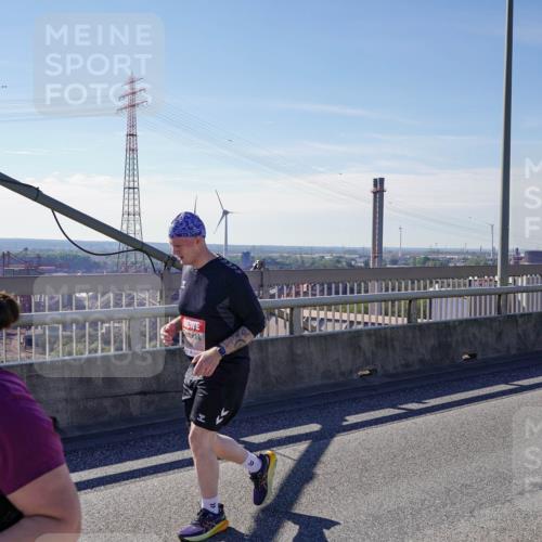 03.10.2025 - Köhlbrandbrückenlauf Michael Burmester http://msf.ph/oto/9124818 03.10.2025 13:07:59 Position 2  meine-sportfotos.de