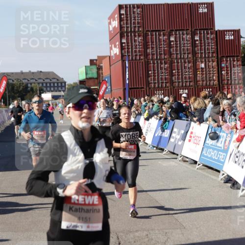 03.10.2025 - Köhlbrandbrückenlauf Jannik Wohlers http://msf.ph/oto/9124835 03.10.2025 13:06:37 Ziel 4015, 4026, 4122, 4151, 4312, 4396, 4405, 4658, 4659, 5798, 5971, 6061, 6256, 6721 meine-sportfotos.de