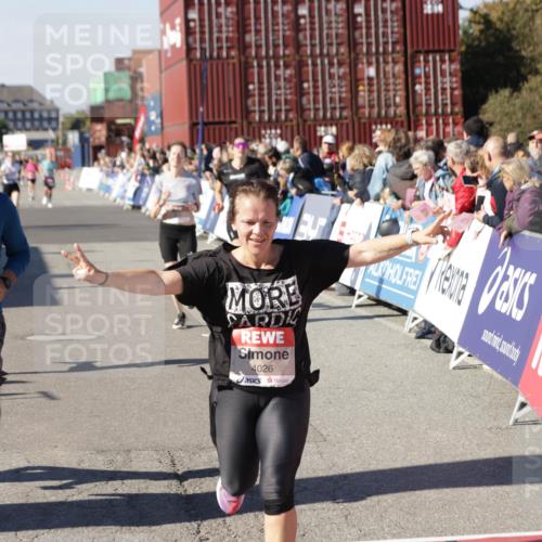 03.10.2025 - Köhlbrandbrückenlauf Jannik Wohlers http://msf.ph/oto/9124873 03.10.2025 13:06:38 Ziel 4015, 4026, 4122, 4151, 4312, 4396, 4405, 4658, 5798, 5971, 6061, 6256, 6721 meine-sportfotos.de