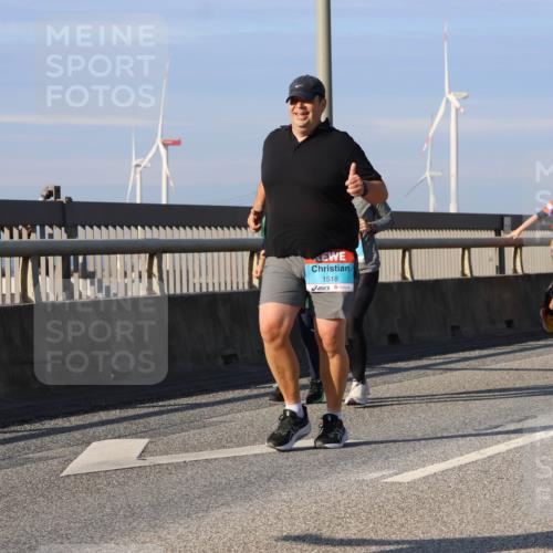 03.10.2025 - Köhlbrandbrückenlauf Strokosch-Dieckow http://msf.ph/oto/9124921 03.10.2025 10:06:19 Position 2 1518 meine-sportfotos.de