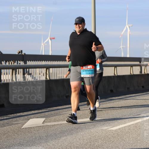 03.10.2025 - Köhlbrandbrückenlauf Strokosch-Dieckow http://msf.ph/oto/9124927 03.10.2025 10:06:19 Position 2 1518 meine-sportfotos.de