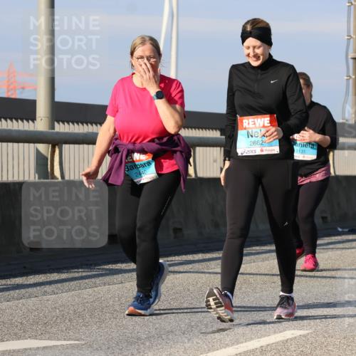03.10.2025 - Köhlbrandbrückenlauf Strokosch-Dieckow http://msf.ph/oto/9125008 03.10.2025 10:06:44 Position 2 2440, 2662, 3131 meine-sportfotos.de