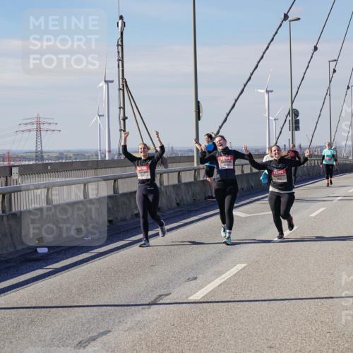 03.10.2025 - Köhlbrandbrückenlauf Michael Burmester http://msf.ph/oto/9125013 03.10.2025 13:08:21 Position 2  meine-sportfotos.de