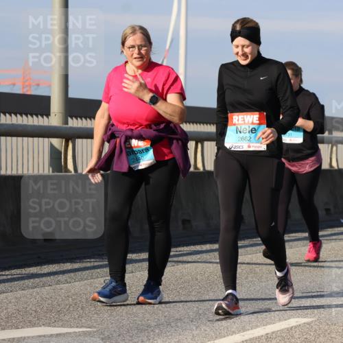 03.10.2025 - Köhlbrandbrückenlauf Strokosch-Dieckow http://msf.ph/oto/9125015 03.10.2025 10:06:44 Position 2 2440, 2662 meine-sportfotos.de