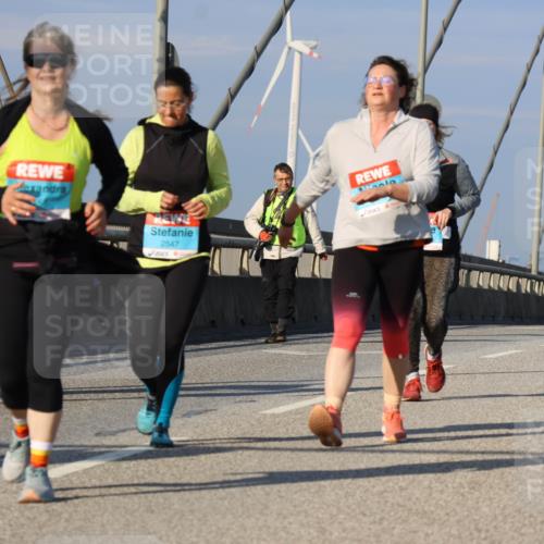 03.10.2025 - Köhlbrandbrückenlauf Strokosch-Dieckow http://msf.ph/oto/9125090 03.10.2025 10:06:57 Position 2 2547, 2501 meine-sportfotos.de