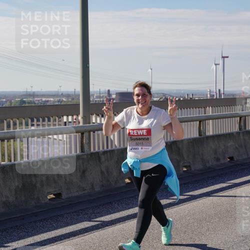 03.10.2025 - Köhlbrandbrückenlauf Michael Burmester http://msf.ph/oto/9125139 03.10.2025 13:08:30 Position 2 5015 meine-sportfotos.de