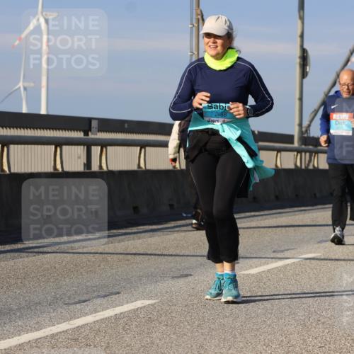 03.10.2025 - Köhlbrandbrückenlauf Strokosch-Dieckow http://msf.ph/oto/9125142 03.10.2025 10:07:14 Position 2 2488, 3517 meine-sportfotos.de