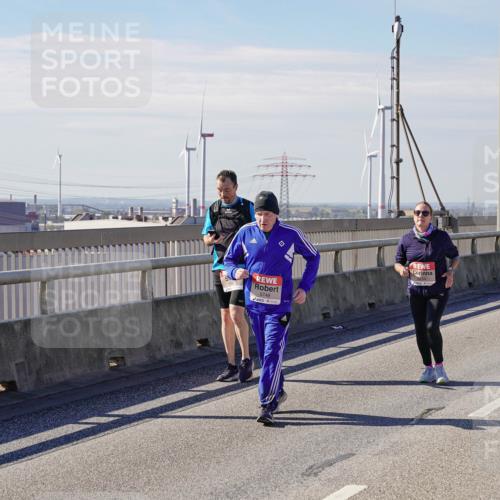 03.10.2025 - Köhlbrandbrückenlauf Michael Burmester http://msf.ph/oto/9125208 03.10.2025 13:08:54 Position 2 5748 meine-sportfotos.de