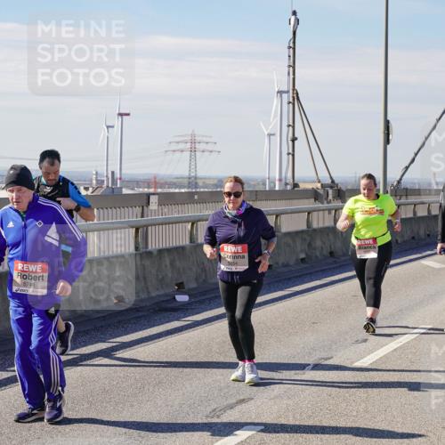 03.10.2025 - Köhlbrandbrückenlauf Michael Burmester http://msf.ph/oto/9125227 03.10.2025 13:08:55 Position 2 5743 meine-sportfotos.de